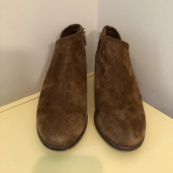 Vince Camuto Tan Taupe Parveen Suede Booties Leather Women’s Size 6 Buckle - Picture 3 of 5